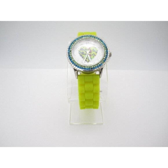 Women's Frenzy Heart Shape Quartz WR Analog 37mm Dial Causal Round Watch (F179) - Picture 5 of 11